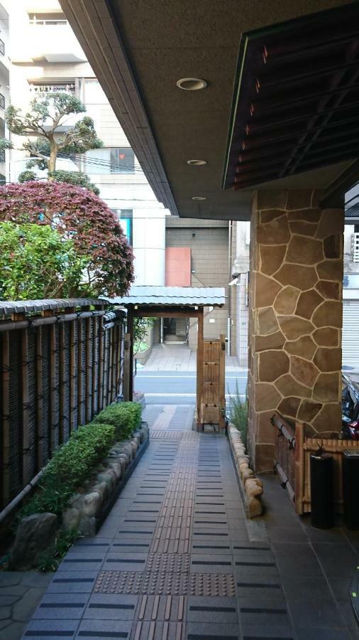 Business Hotel Masumi Sou Ikeda  Экстерьер фото